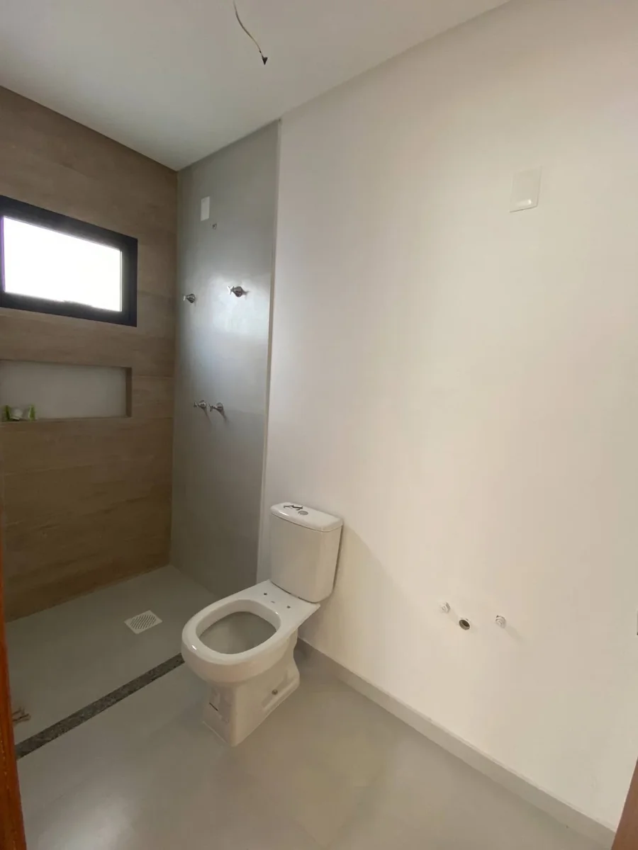 Casa 02 — Banheiro