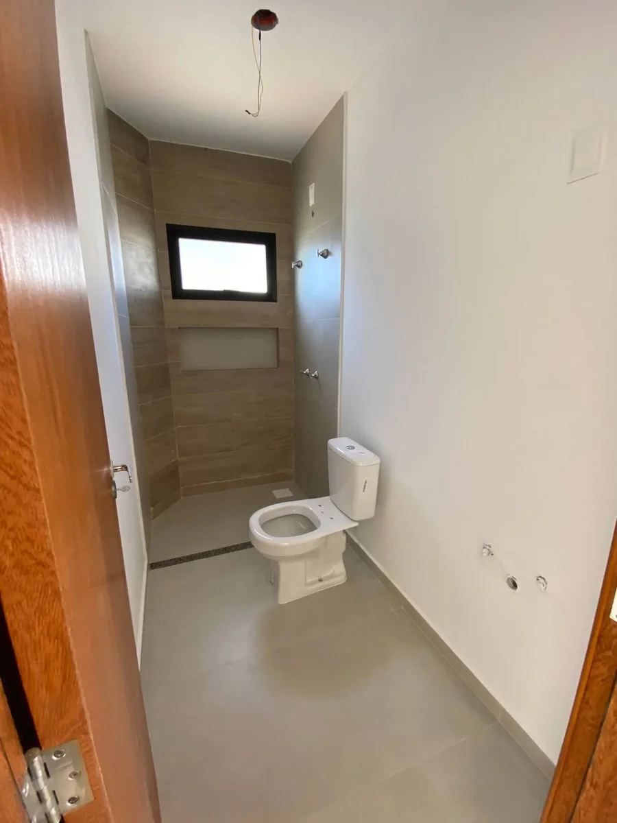 Casa 03 — Banheiro